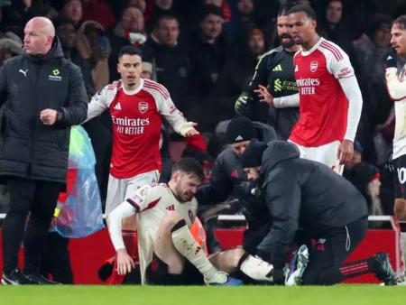 “Liverpul”dan Martinelli zədə alan futbolçunu itələdi! 